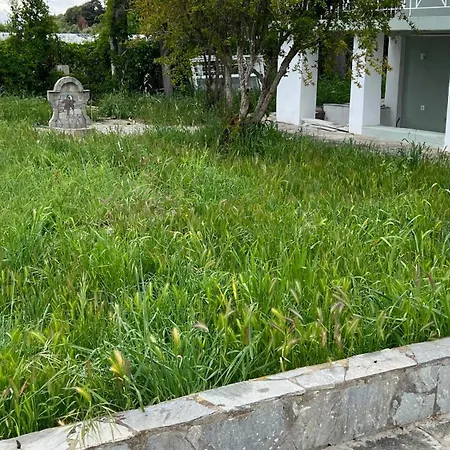Feriehus Small Budget For Vacation For Two Néa Irákleia