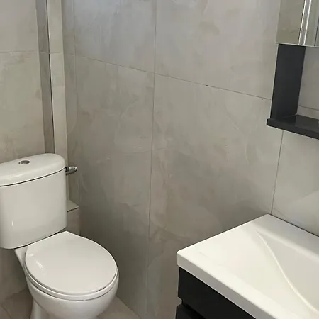 Small Budget For Vacation For Two *