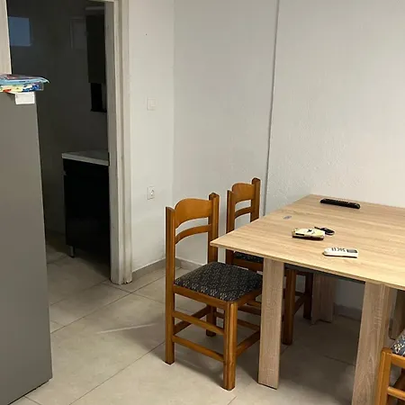 Small Budget For Vacation For Two